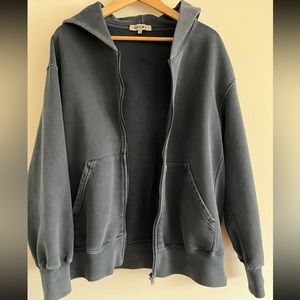 YEEZY SEASON 4 ZIP UP HOODIE BAT SMALL FITS MEDIUM USED